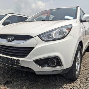 Hyundai Tucson manuel année 2011: 3 200 000 CFA