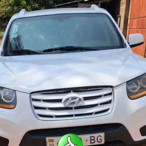 HUNDAY SANTAFE Prix 3.000.000 FCFA